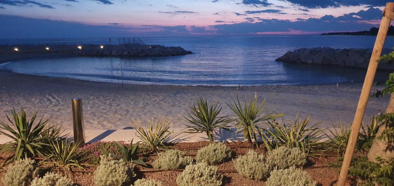 Apartamento New!!! New Riva Luxury One - With Sunny Terrace & Big Garden Poreč Exterior foto